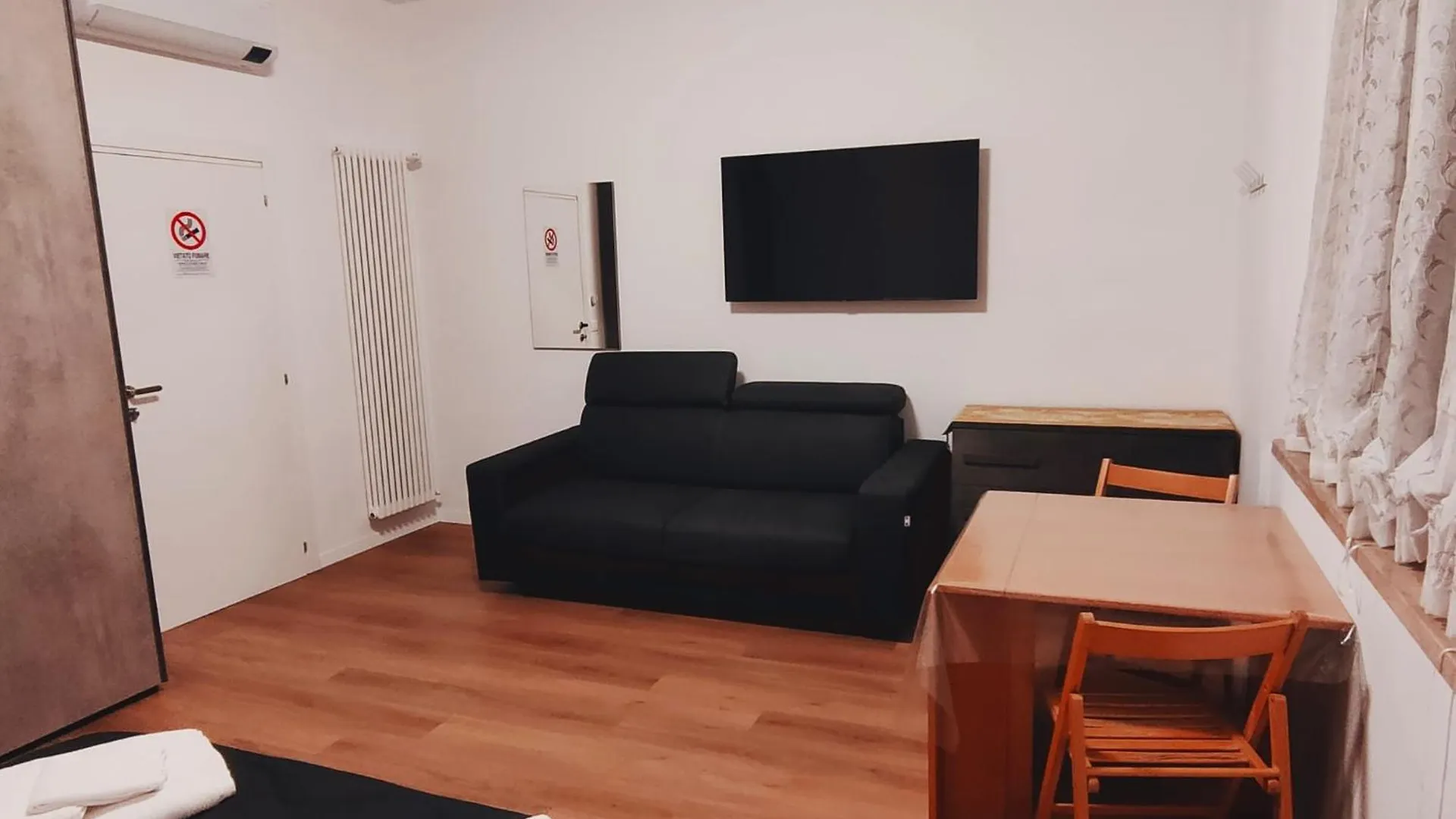 Guest house Casa Zagni Hotel Piombino Italy